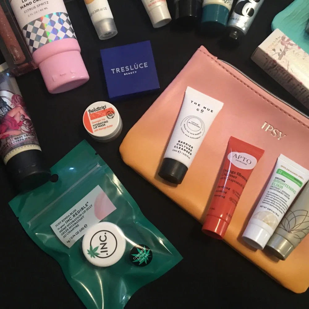 Ipsy bags - Picture 3 of 8